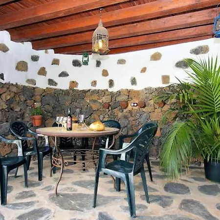 Апартаменты Sleeps 6 Pool Wifi *