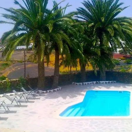 Sleeps 6 Pool Wifi