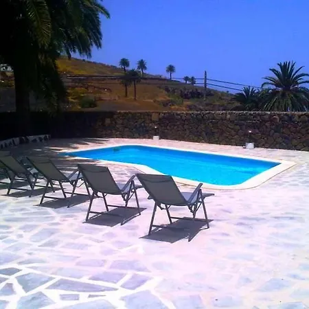 Sleeps 6 Pool Wifi